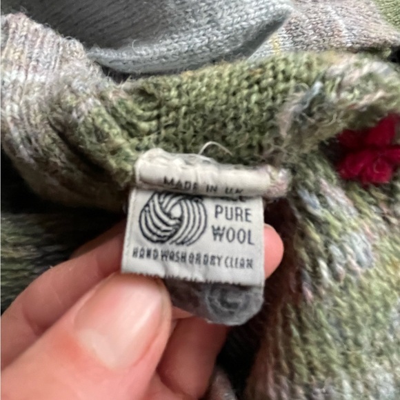 Vintage Novelty Daffodil Wool Cardigan made in Britain - Picture 11 of 11